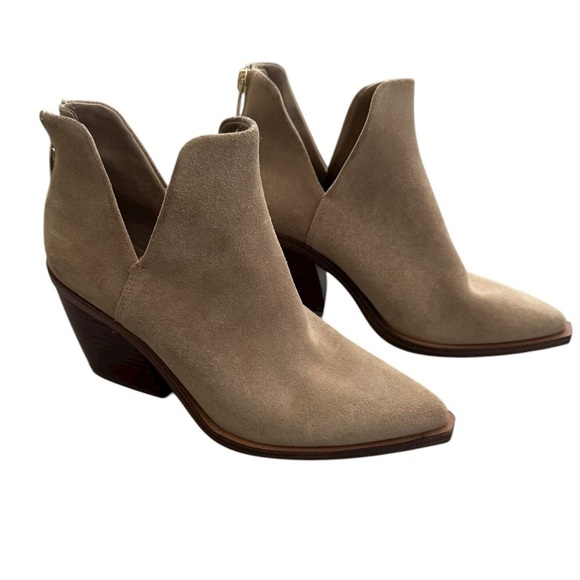 New Vince Camuto Bibestie Tortilla Ankle Boot Tan Suede Bootie size 7 - Picture 3 of 11